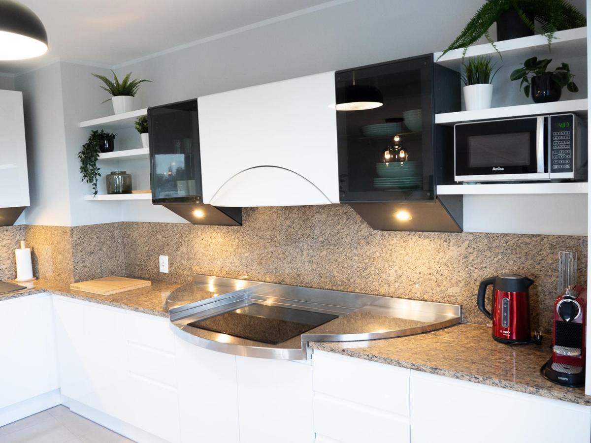 Apartament Wojskowa 1 / Park